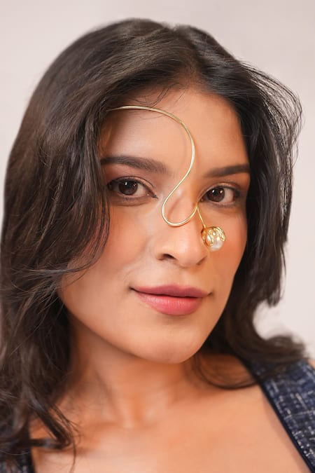 Vaidaan Nora Embellished Facelet