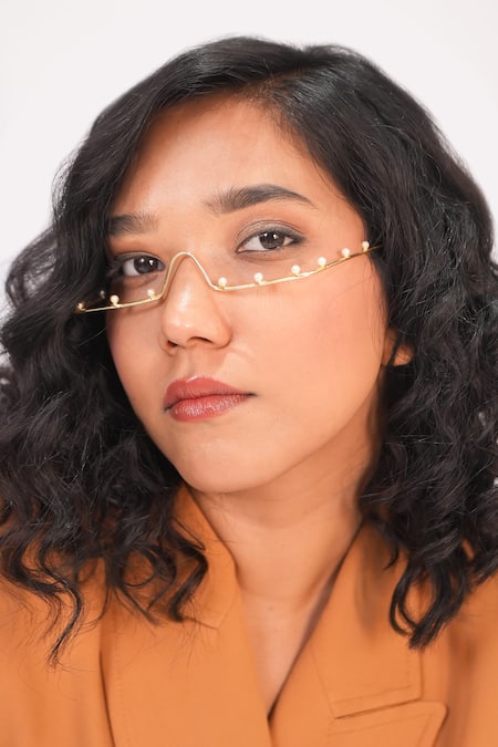 Vaidaan Holly Embellished Facelet