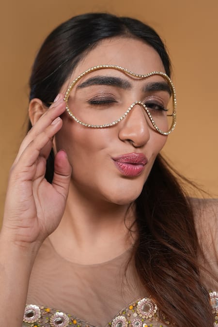 Vaidaan Quinn Embellished Facelet