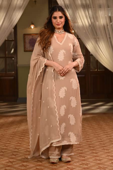 Karaj Jaipur Hand Embroidered Kurta Set 