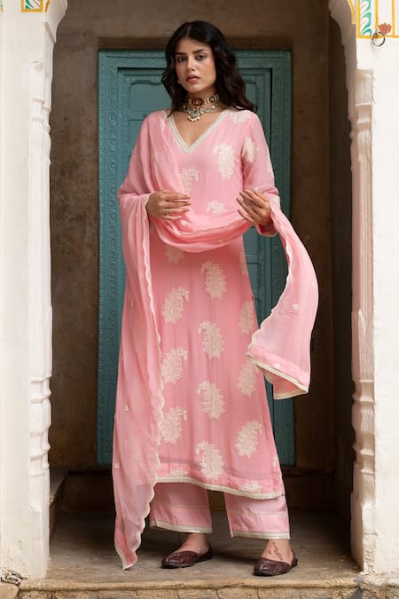 Buy_Karaj Jaipur_Pink Georgette, Shantoon Embroidery V-neck Hand Kurta Set _Online_at_Aza_Fashions