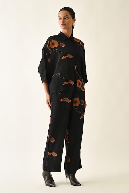 OFRIDA_Black Cotton Winter Daffodil Printed Bf Pant _Online_at_Aza_Fashions