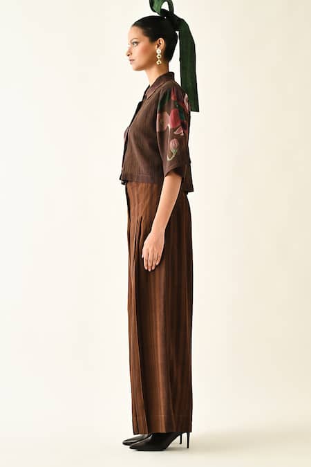 Shop_OFRIDA_Pink Collared Earth Bloom Box Cropped Shirt _Online_at_Aza_Fashions