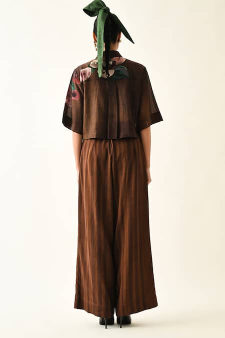 OFRIDA Earth Bloom Box Cropped Shirt 