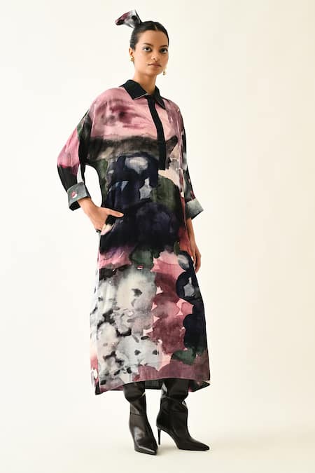 Buy_OFRIDA_Pink Cotton Collared Twilight Bloom Printed Dress _Online_at_Aza_Fashions