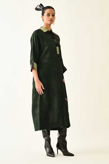Buy_OFRIDA_Pink Cotton Collared Mossfield Anti-fit Dress _Online_at_Aza_Fashions