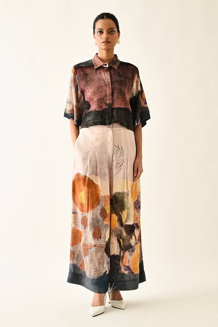 Shop_OFRIDA_Multi Color Cotton Collared Skyline Box Cropped Shirt _Online_at_Aza_Fashions