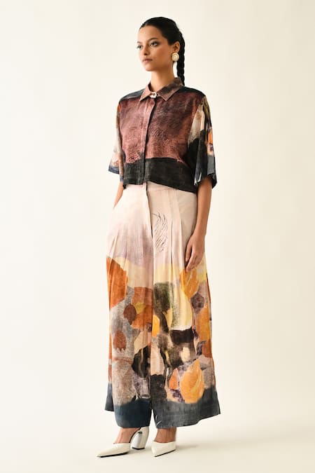 OFRIDA_Multi Color Cotton Collared Skyline Box Cropped Shirt _at_Aza_Fashions