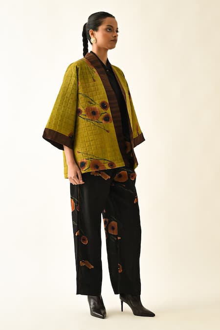 Buy_OFRIDA_Brown Cotton Open Neck Solar Petals Quilted Jacket 