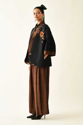 Buy_OFRIDA_Black Cotton Open Neck Earth Bloom Quilted Jacket _Online_at_Aza_Fashions