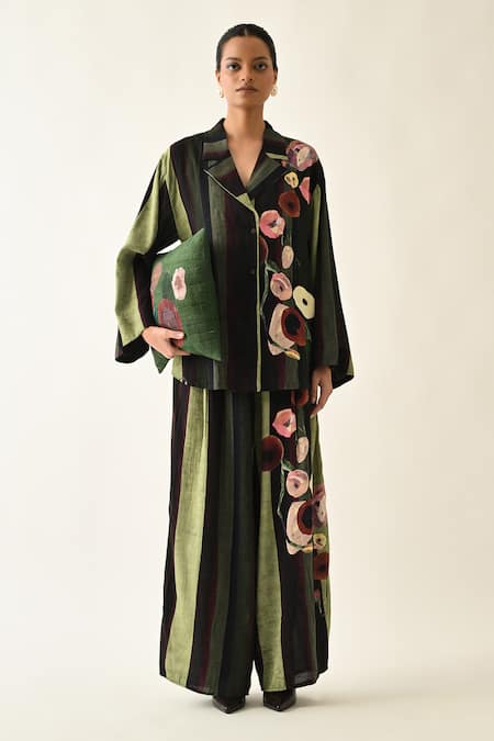 Buy_OFRIDA_Pink Cotton Moss Striped Pleated Pant _Online_at_Aza_Fashions