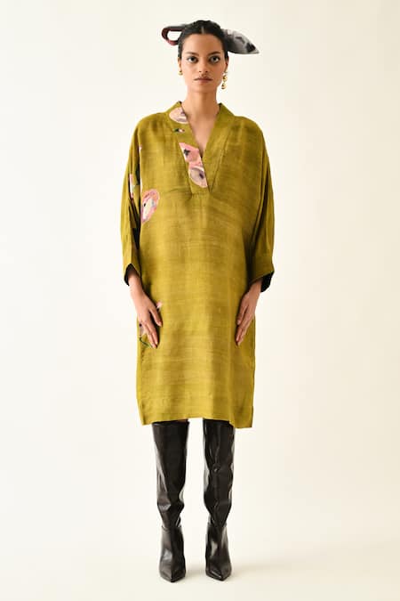Buy_OFRIDA_Mustard Cotton V-neck Sol Flora V Dress _Online_at_Aza_Fashions