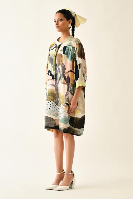 Shop_OFRIDA_Multi Color Cotton Round Neck Moonbeam Beach Dress 