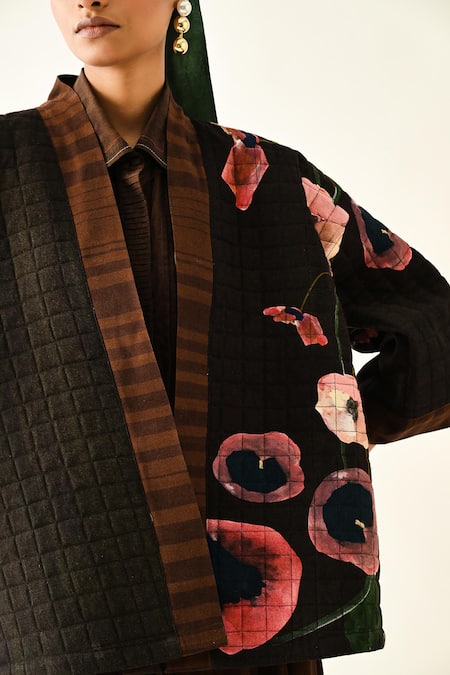 OFRIDA_Black Cotton Collared Earthbloom Quilted Jacket And Pant Set _Online_at_Aza_Fashions