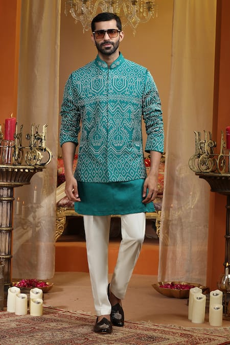 AUGUST by Swati Akash Jhunjhunwala Geometric Pattern Nehru Jacket Set 