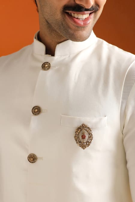 Cosa Nostraa Antique Carved Set of Lapel Pin & Brooch Set 