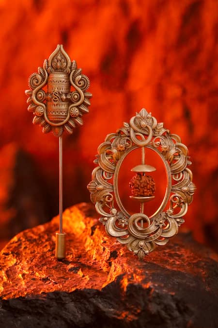 Cosa Nostraa Antique Carved Set of Lapel Pin & Brooch Set 