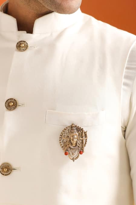 Cosa Nostraa Antique Carved Set of Lapel Pin & Brooch Set 