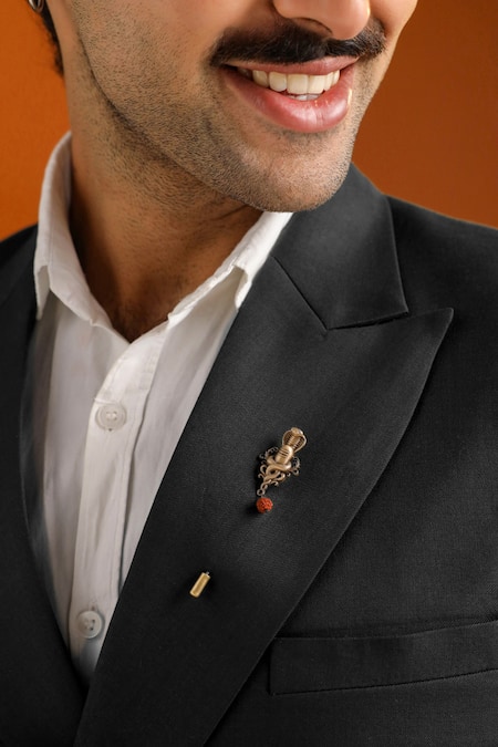 Cosa Nostraa Antique Oxidised Set of Lapel Pin & Brooch Set 