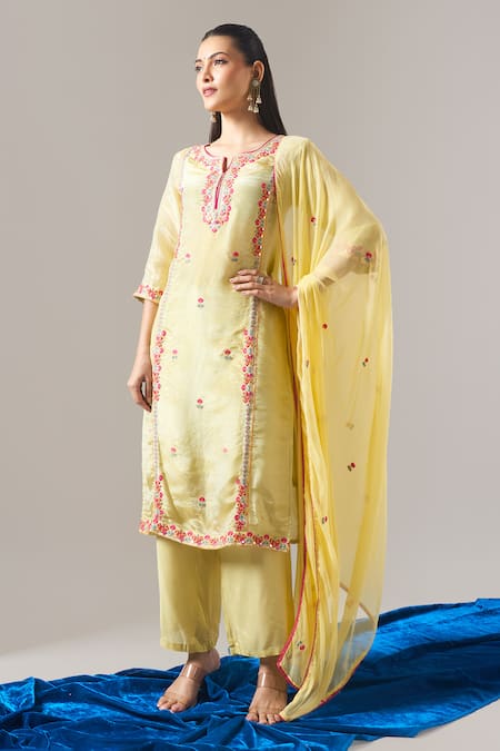 Buy Samyukta Singhania Green Tissue, Shantoon, Chiffon Embroidery, Shimmer Thread And Kurta Set Online at Aza Fashions Buy_Samyukta Singhania_Green Tissue, Shantoon, Chiffon Embroidery, Shimmer Thread And Kurta Set _Online_at_Aza_Fashions