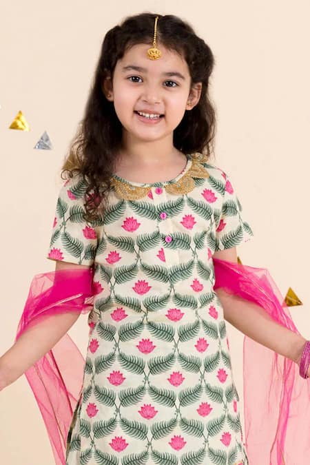 Jhambthreads Multi Color Cotton, Net Embroidery Printed And Kurta Set Online at Aza Fashions Jhambthreads_Multi Color Cotton, Net Embroidery Printed And Kurta Set _Online_at_Aza_Fashions
