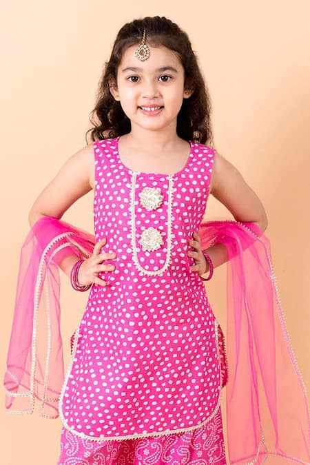 Jhambthreads Pink Cotton, Net Embroidery, Fabric Flowers Printed Kurta Set Online at Aza Fashions Jhambthreads_Pink Cotton, Net Embroidery, Fabric Flowers Printed Kurta Set _Online_at_Aza_Fashions