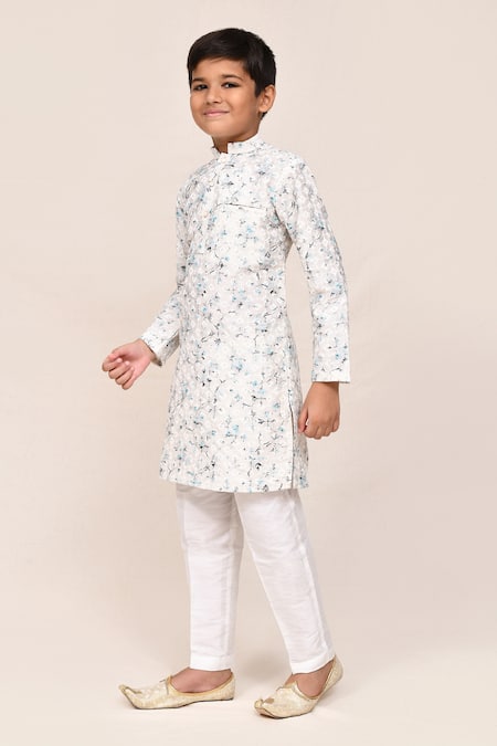 Buy_Jhambthreads_Off White Silk, Cotton Embroidery Thread Work Kurta And Pant Set _Online_at_Aza_Fashions