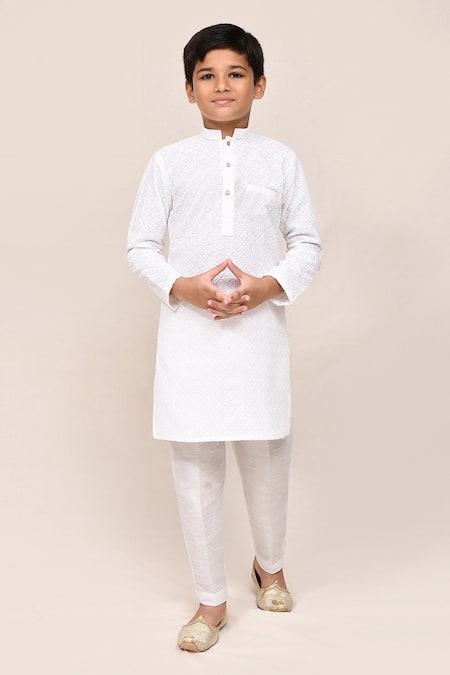 Jhambthreads Embroidered Kurta & Pant Set 