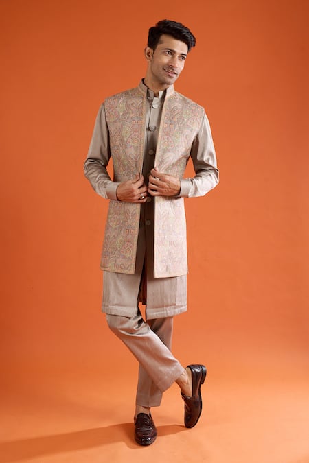 Qbik Thread Embroidered Bundi & Kurta Set 