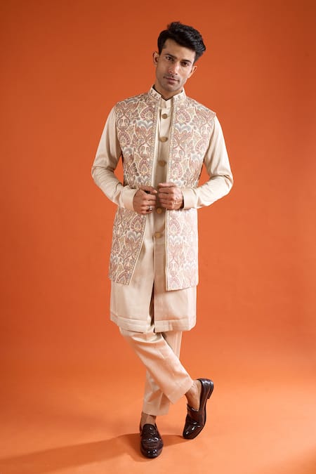 Qbik Floral Embroidered Bundi & Kurta Set 