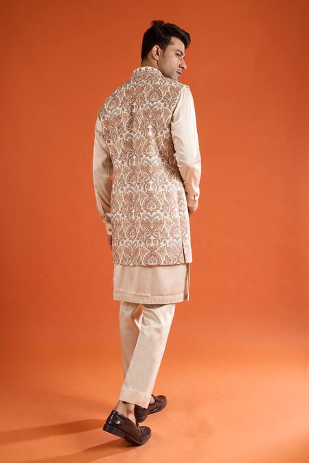 Qbik Floral Embroidered Bundi & Kurta Set 