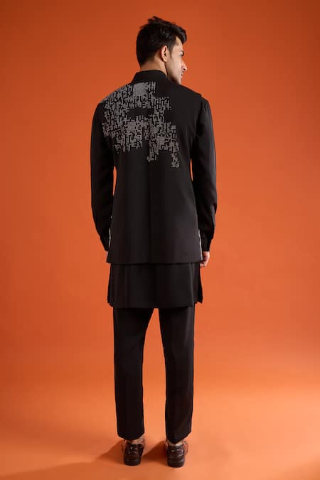 Qbik Geometric Embroidered Bundi & Kurta Set 