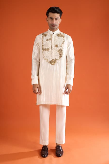 Buy_Qbik_Ivory Embroidery, Sequins, Zari Placement Kurta Set 