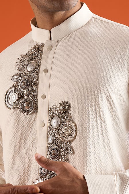 Buy_Qbik_Ivory Sequins, Beads, Pearls, Stones, Mirrors Embellished Kurta Set 