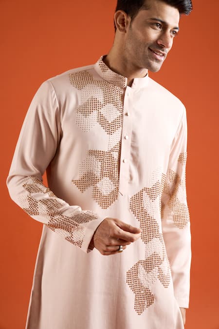 Buy_Qbik_Pink Embroidery Geometric Pattern Kurta Set 
