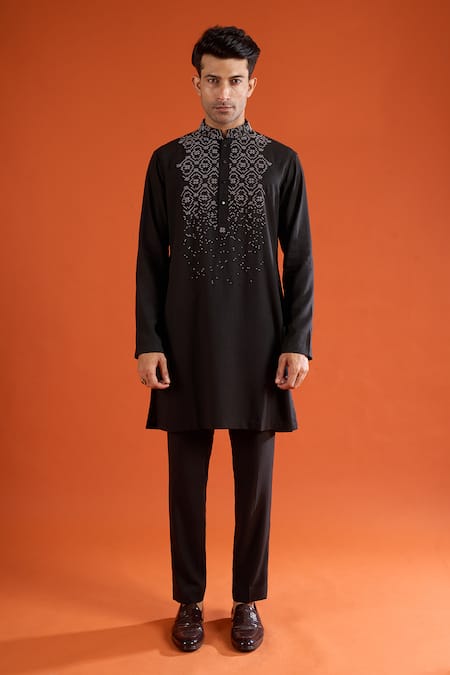 Qbik_Black Embroidery Abstract Pattern Straight Kurta And Pant Set _at_Aza_Fashions