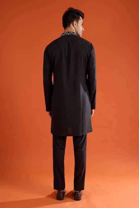 Qbik Abstract Pattern Straight Kurta & Pant Set 