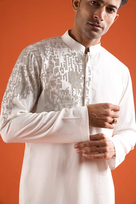 Buy_Qbik_Off White Sequins Placement Embroidered Kurta Set _Online_at_Aza_Fashions