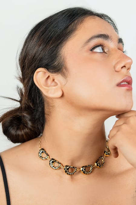 Bauble Bazaar Rule The Wild Necklace 