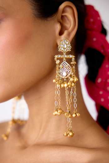 Shop_Basanti Kapde aur Koffee_Pink Chinon Sequins, Mirrors, Chains Sweetheart Embroidered Corset And Skirt Set _Online_at_Aza_Fashions