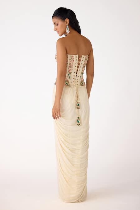 Basanti Kapde aur Koffee Glass Embroidered Corset & Skirt Set 