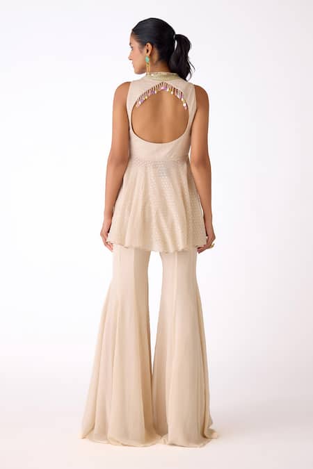 Basanti Kapde aur Koffee Embroidered Placket Kurta Sharara Set 