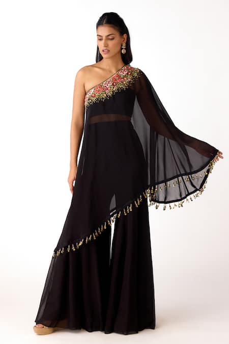 Basanti Kapde aur Koffee_Black Organza, Viscose Bandeau Neck, One Embroidered Border Cape And Sharara Set _at_Aza_Fashions