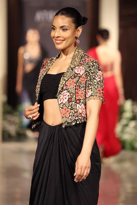 Basanti Kapde aur Koffee_Black Silk, Viscose, Lycra Sequins, Beads, Floral Pattern Jacket And Skirt Set _at_Aza_Fashions