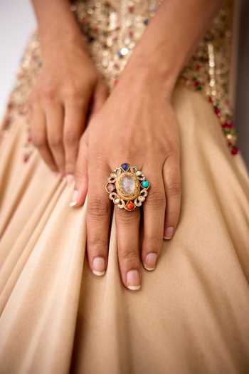 Shop Basanti Kapde aur Koffee Gold Silk, Organza, Viscose Sequins, Stones Embellished Corset And Lehenga Set Shop_Basanti Kapde aur Koffee_Gold Silk, Organza, Viscose Sequins, Stones Embellished Corset And Lehenga Set