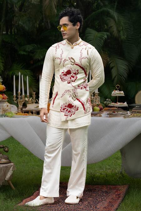 Shop_PAARSH_Ivory Satin, Linen Embroidery Aurum Bundi Kurta Set _Online_at_Aza_Fashions