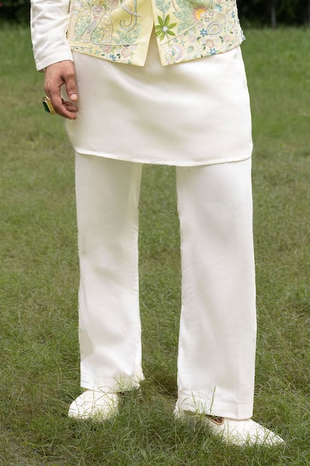 Buy_PAARSH_Mint Satin, Linen Embroidery, Sequins Airavat Bundi Set _Online_at_Aza_Fashions