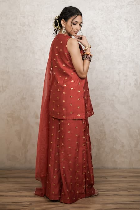 Shop_Gulabo Jaipur_Red Silk Embroidery V-neck Noya Handwork Motif Kurta Set _Online_at_Aza_Fashions