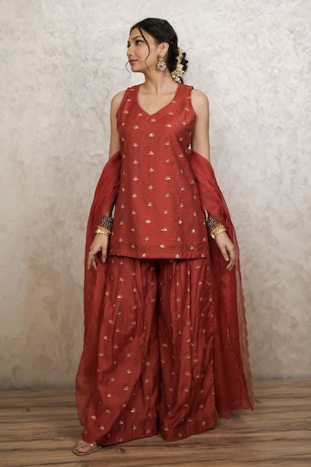 Gulabo Jaipur_Red Silk Embroidery V-neck Noya Handwork Motif Kurta Set _at_Aza_Fashions