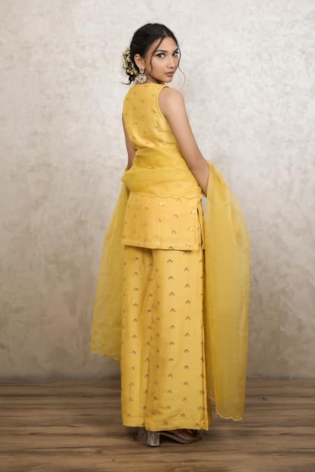 Gulabo Jaipur Noya Handwork Motif Kurta Set 